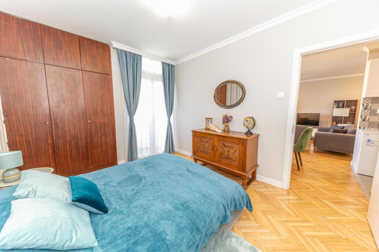 City Center De Lux Apartment Бар Экстерьер фото